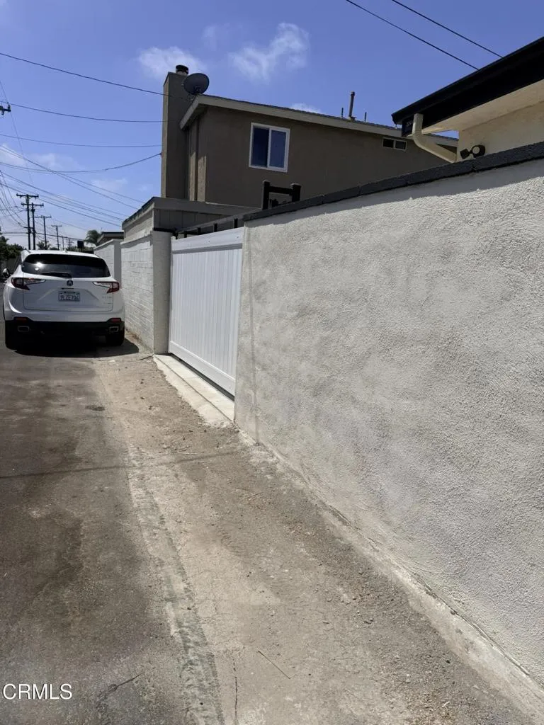 324 J STREET Oxnard, CA 93030