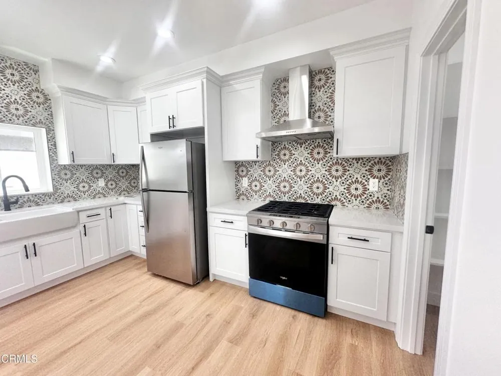324 J STREET Oxnard, CA 93030