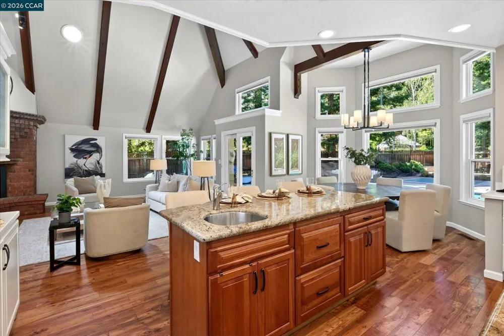 114 Pepperwood Ct Danville, CA 94506