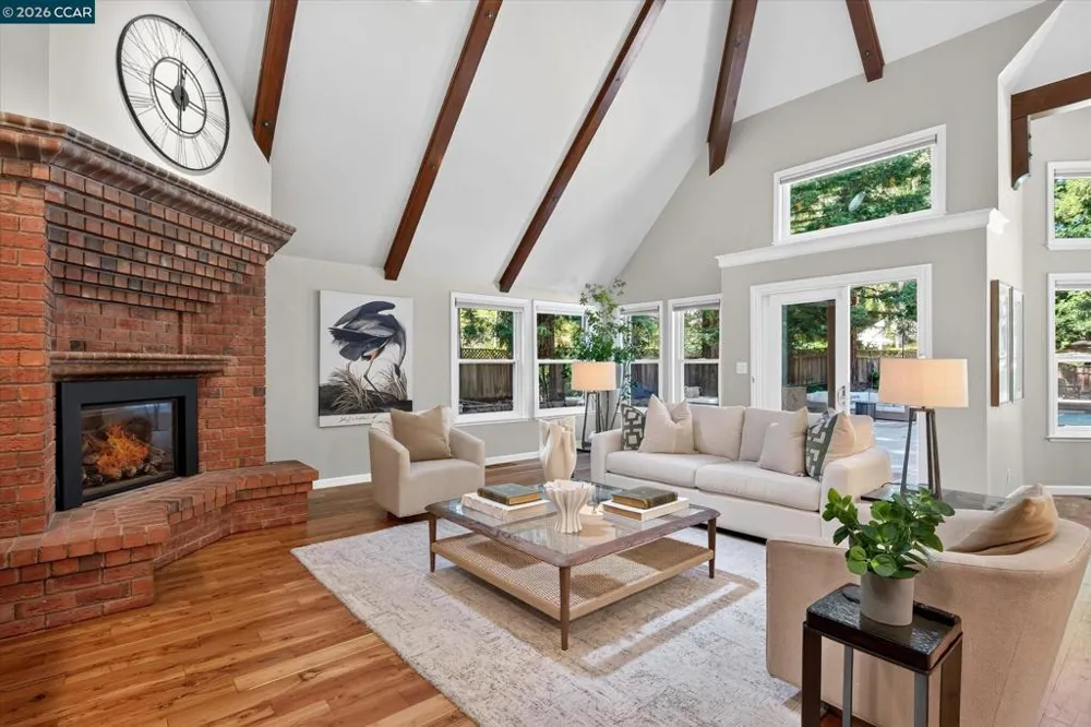 114 Pepperwood Ct Danville, CA 94506