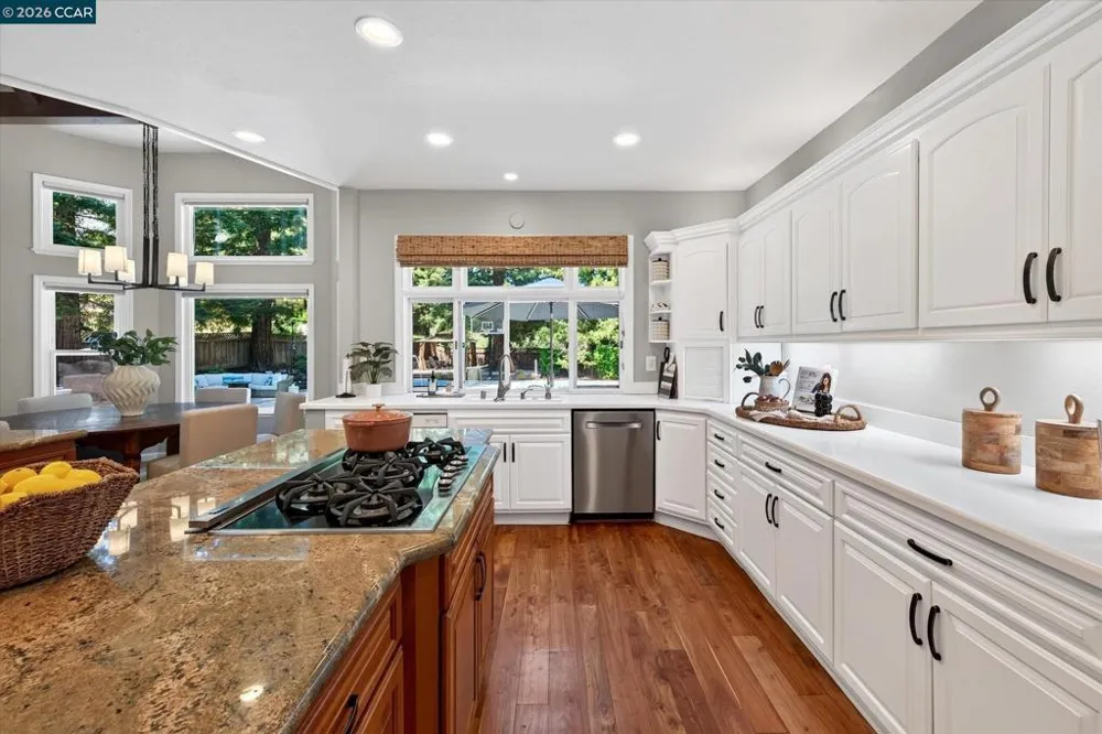 114 Pepperwood Ct Danville, CA 94506