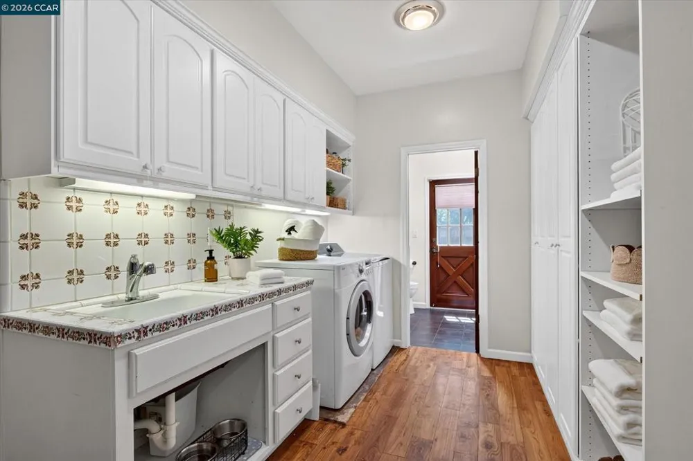 114 Pepperwood Ct Danville, CA 94506