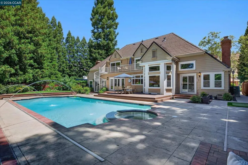 114 Pepperwood Ct Danville, CA 94506
