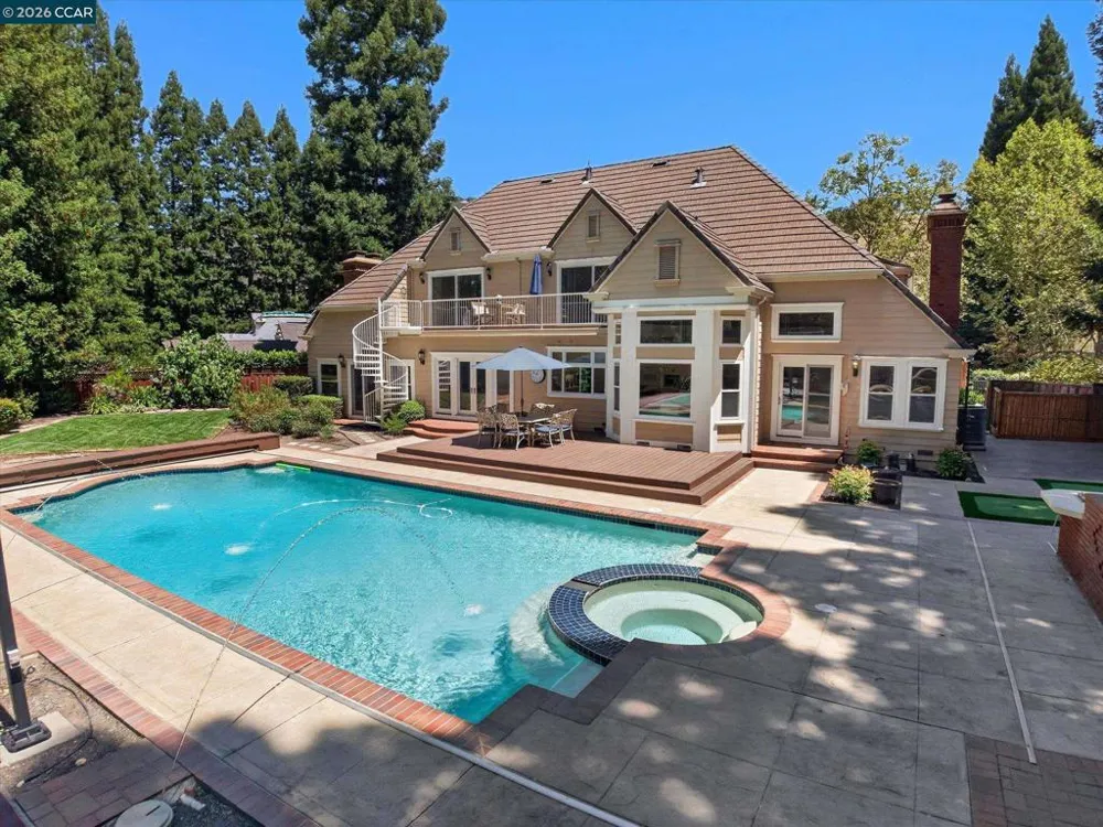 114 Pepperwood Ct Danville, CA 94506