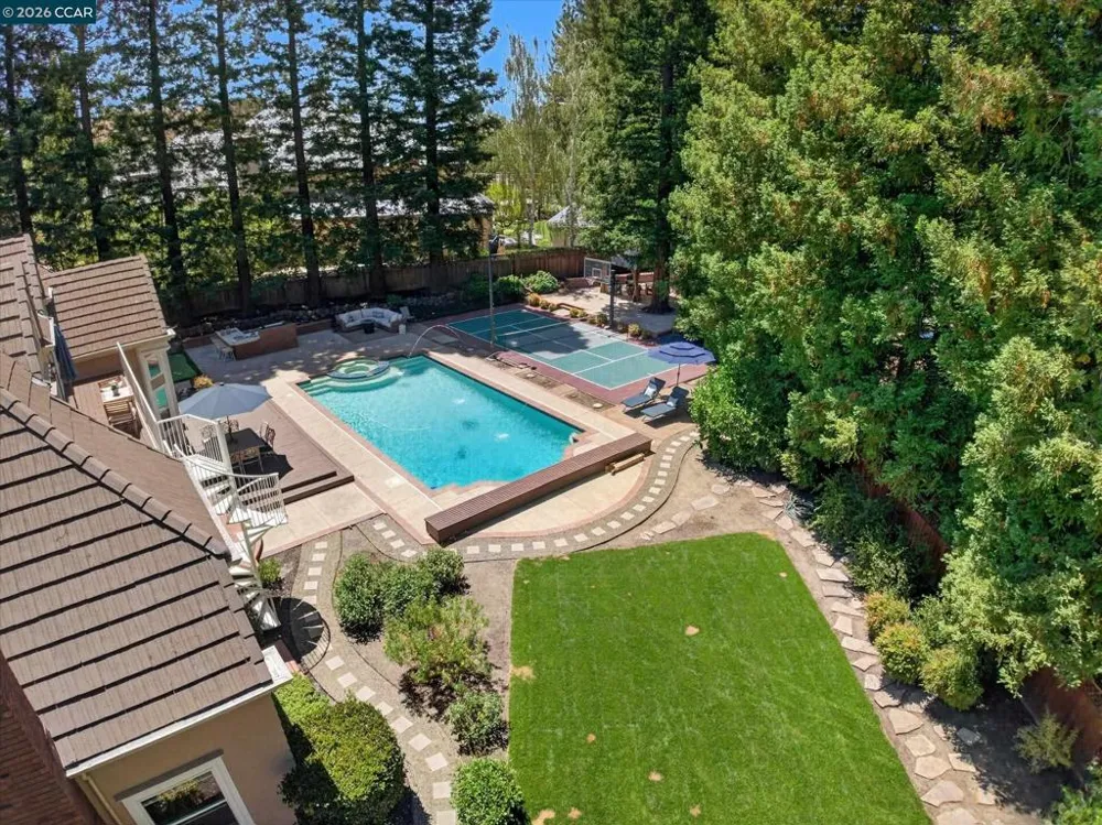 114 Pepperwood Ct Danville, CA 94506