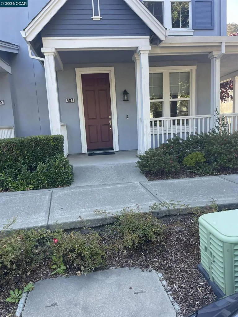 487 Metro Walk Way Richmond, CA 94801