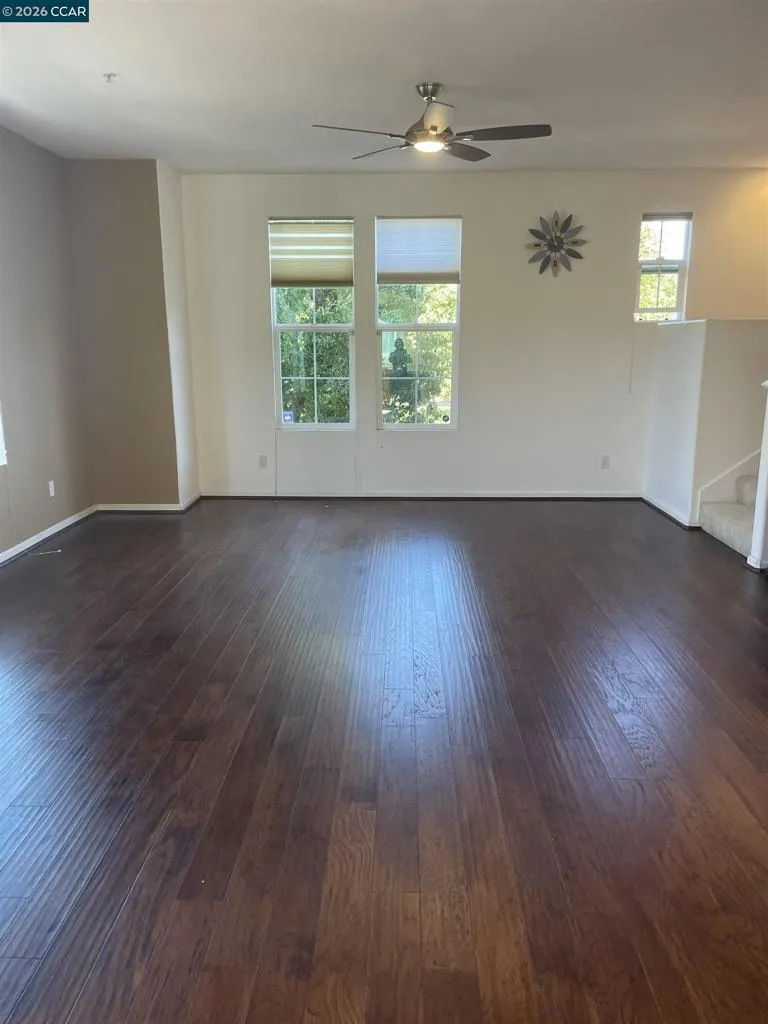487 Metro Walk Way Richmond, CA 94801