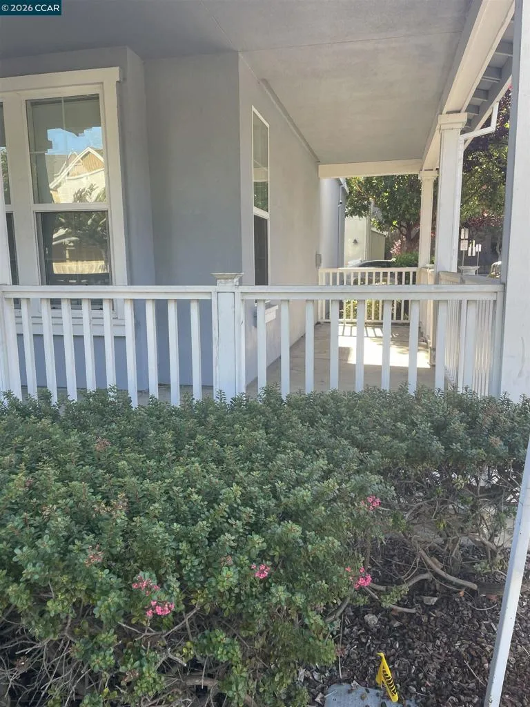 487 Metro Walk Way Richmond, CA 94801