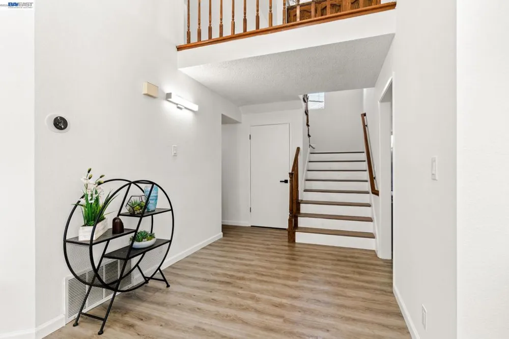 3724 Greenhills Ave Castro Valley, CA 94546