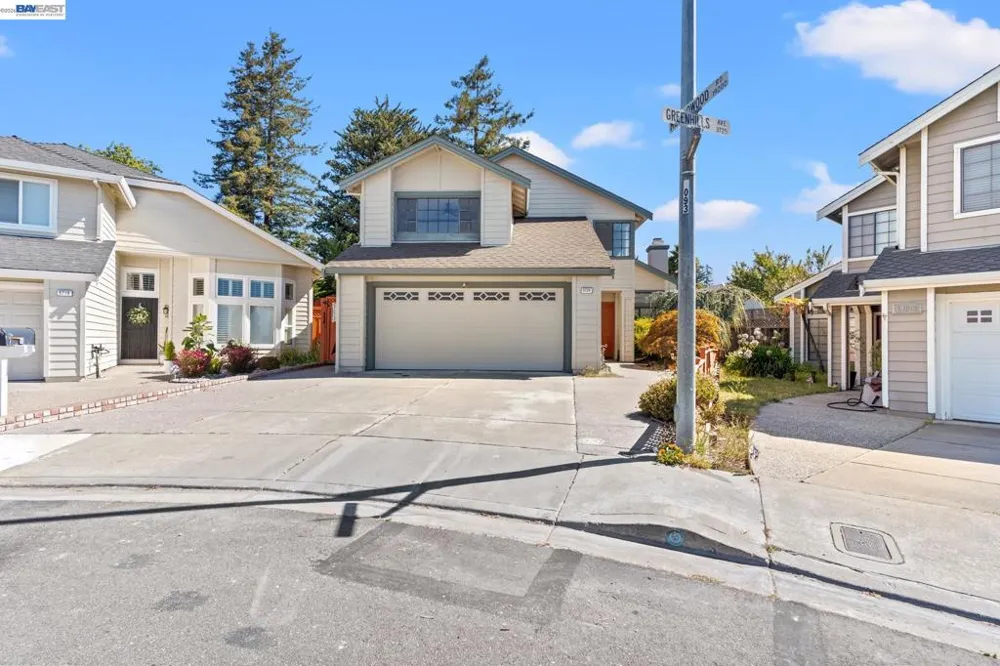 3724 Greenhills Ave Castro Valley, CA 94546