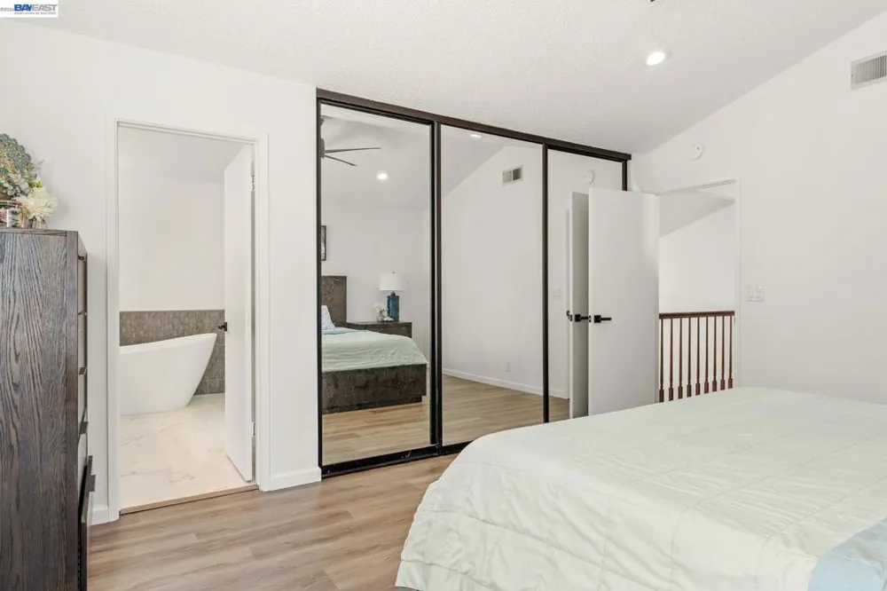 3724 Greenhills Ave Castro Valley, CA 94546