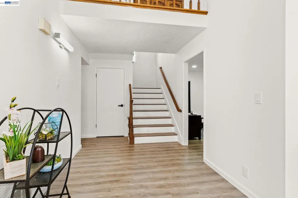 3724 Greenhills Ave Castro Valley, CA 94546