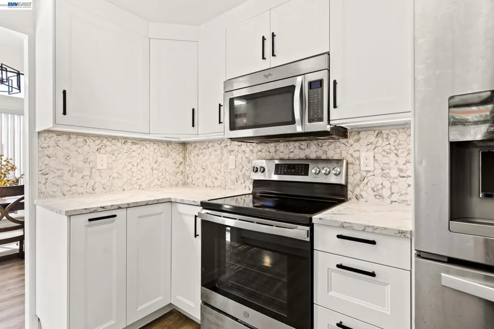 3724 Greenhills Ave Castro Valley, CA 94546