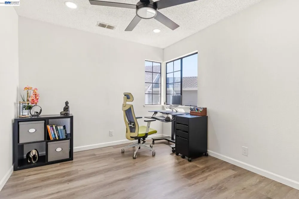 3724 Greenhills Ave Castro Valley, CA 94546