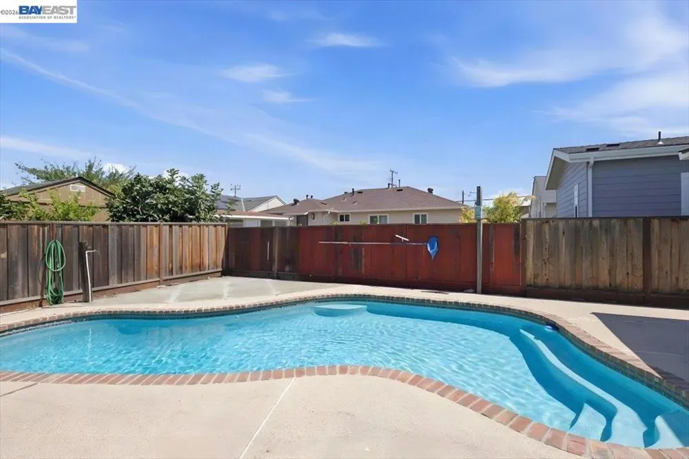 701 Floresta Blvd San Leandro, CA 94578
