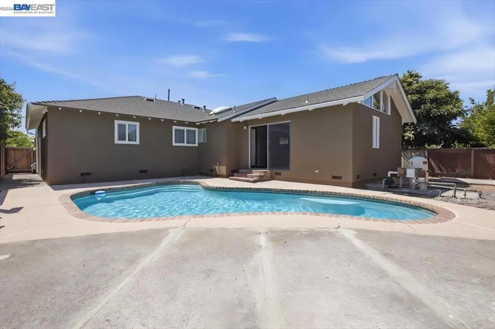 701 Floresta Blvd San Leandro, CA 94578