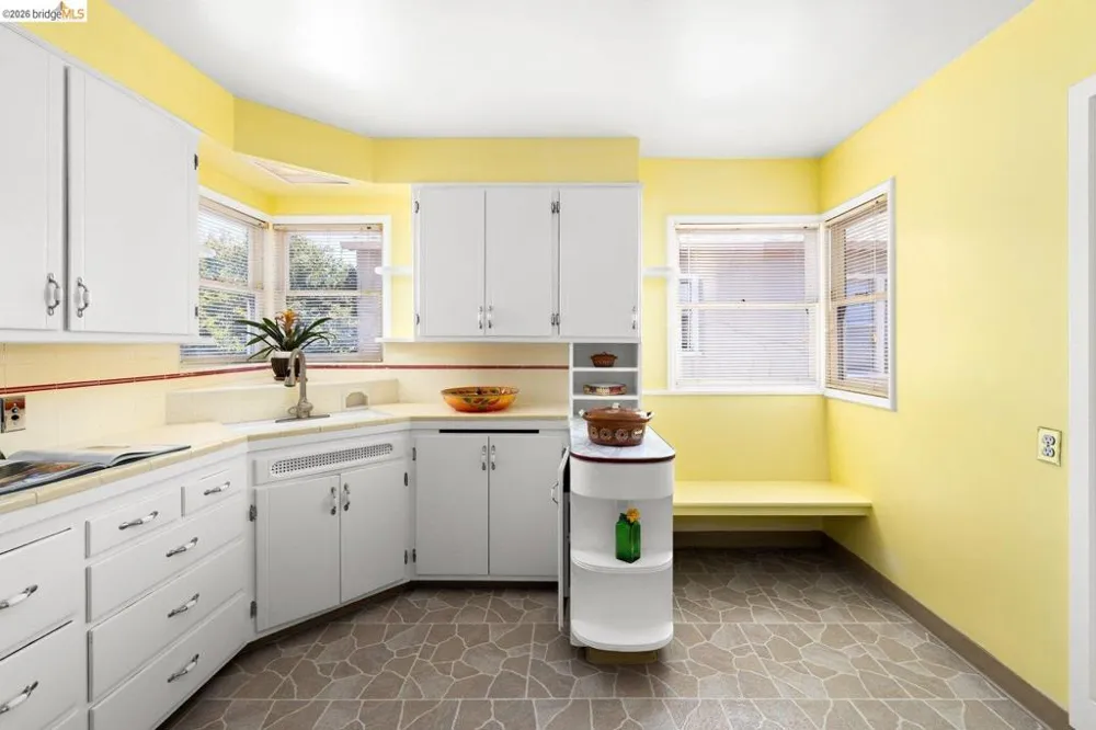 340 Garcia Ave San Leandro, CA 94577