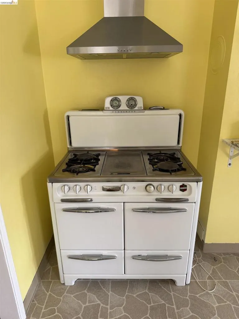 340 Garcia Ave San Leandro, CA 94577