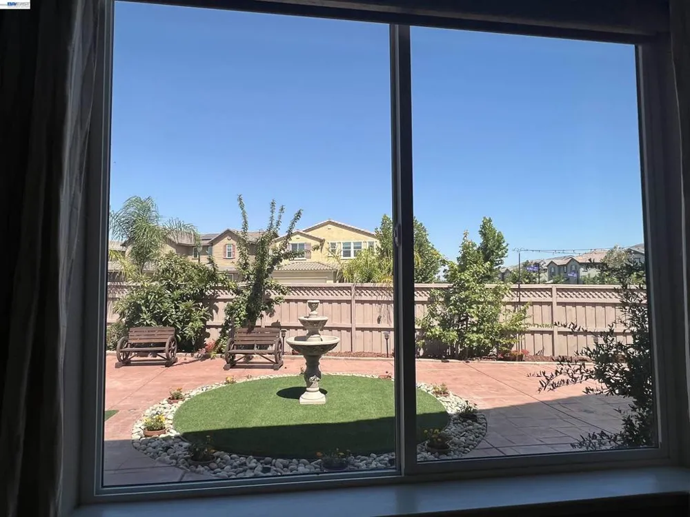 1429 S Wilshire Ave Mountain House, CA 95391