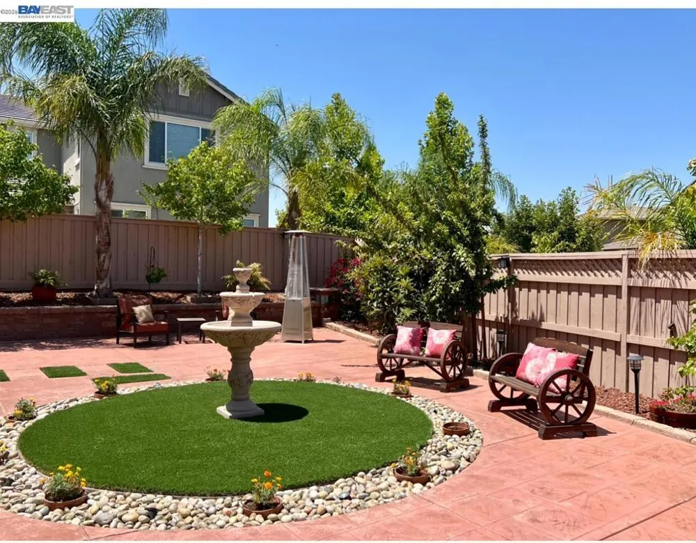 1429 S Wilshire Ave Mountain House, CA 95391
