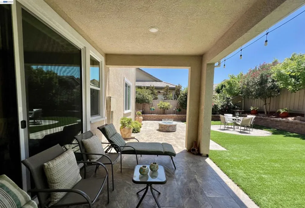1429 S Wilshire Ave Mountain House, CA 95391