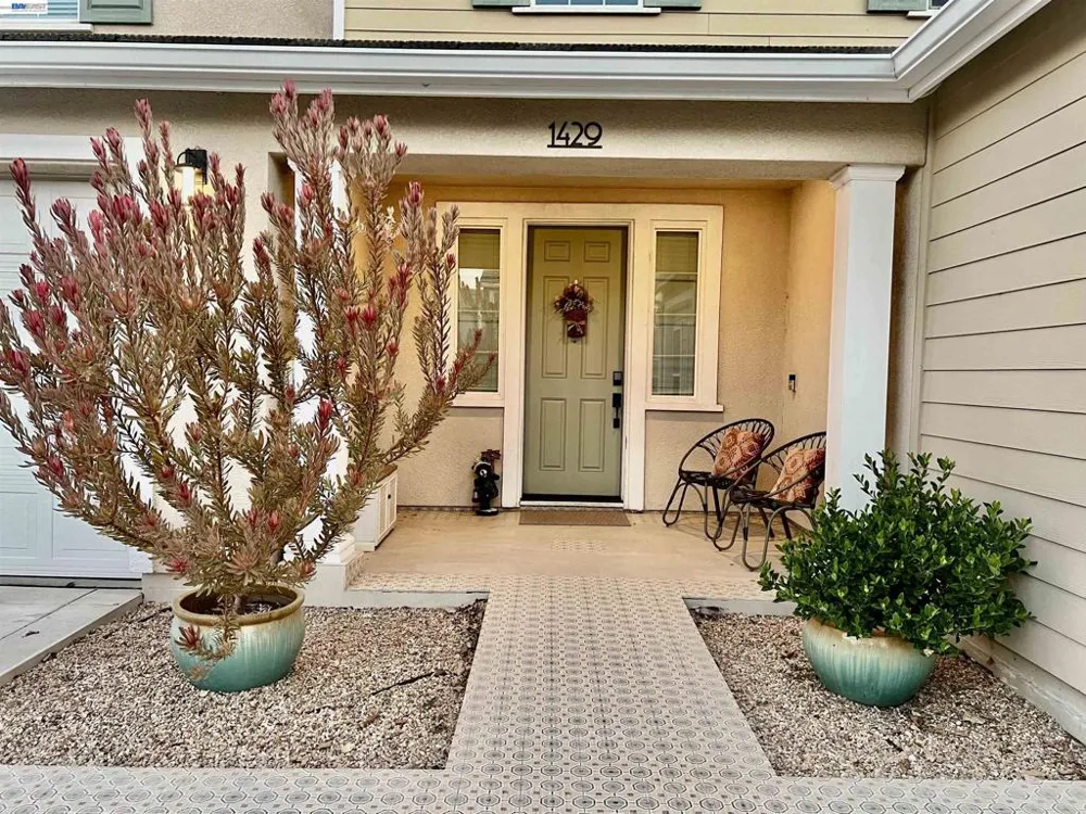 1429 S Wilshire Ave Mountain House, CA 95391