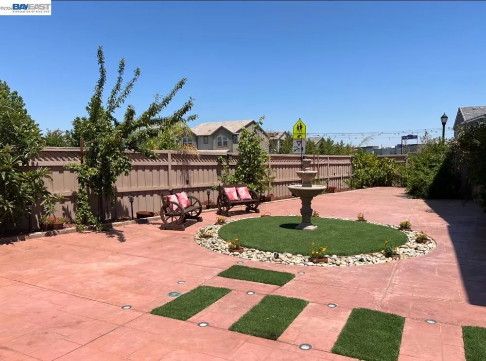 1429 S Wilshire Ave Mountain House, CA 95391