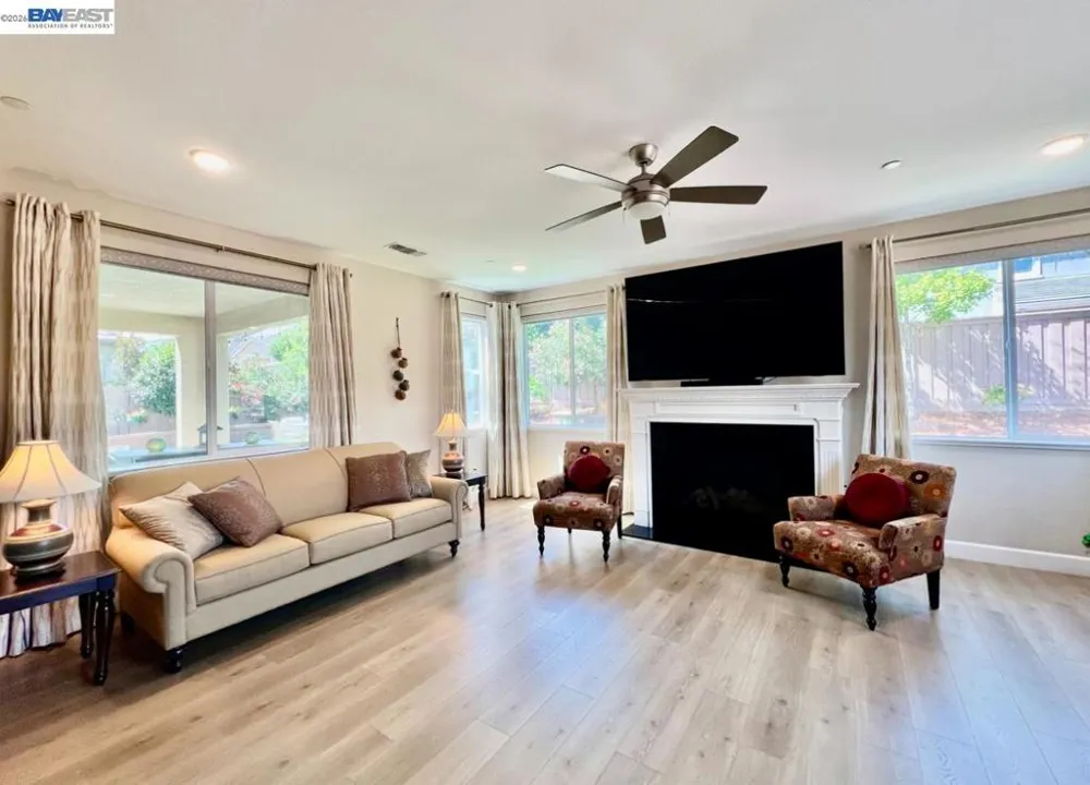 1429 S Wilshire Ave Mountain House, CA 95391