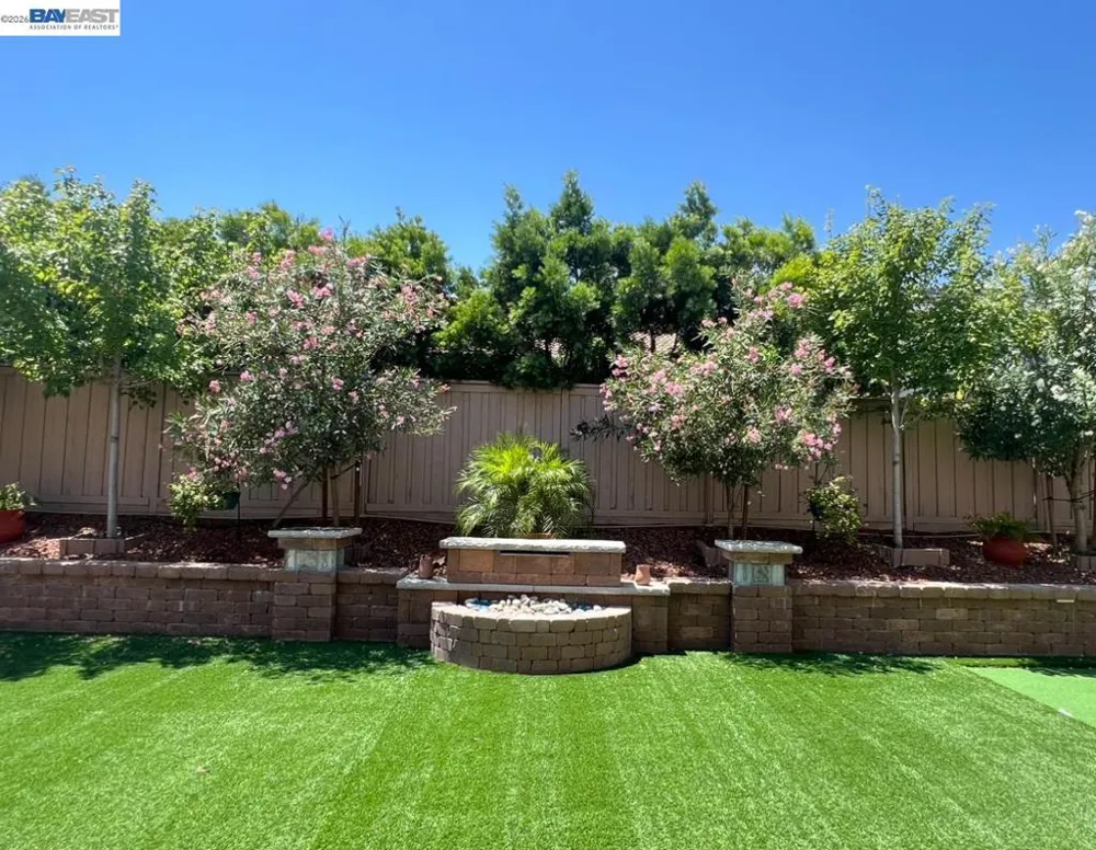 1429 S Wilshire Ave Mountain House, CA 95391