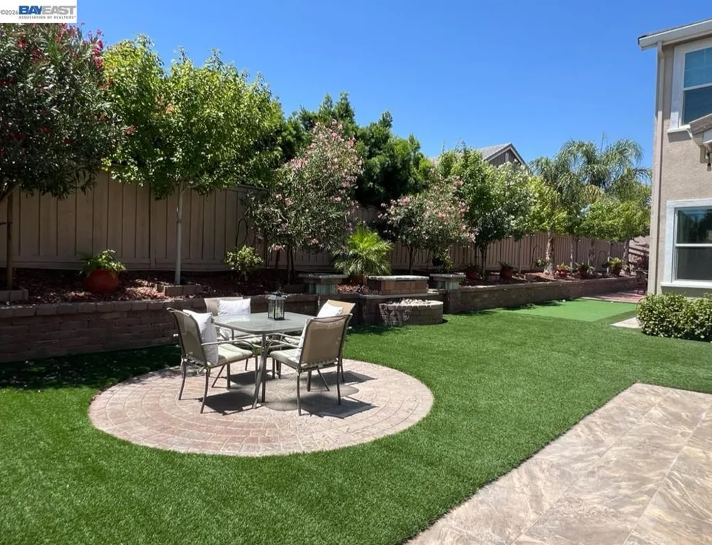 1429 S Wilshire Ave Mountain House, CA 95391