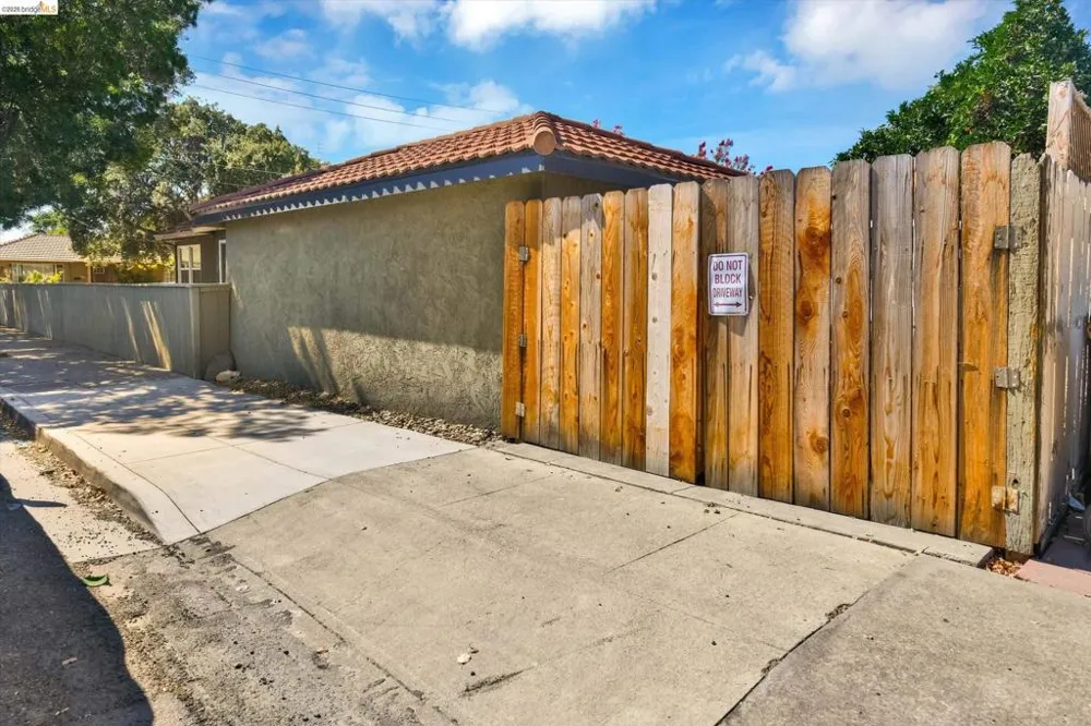 1411 C St Antioch, CA 94509