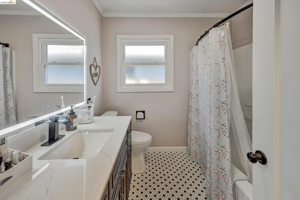 1411 C St Antioch, CA 94509