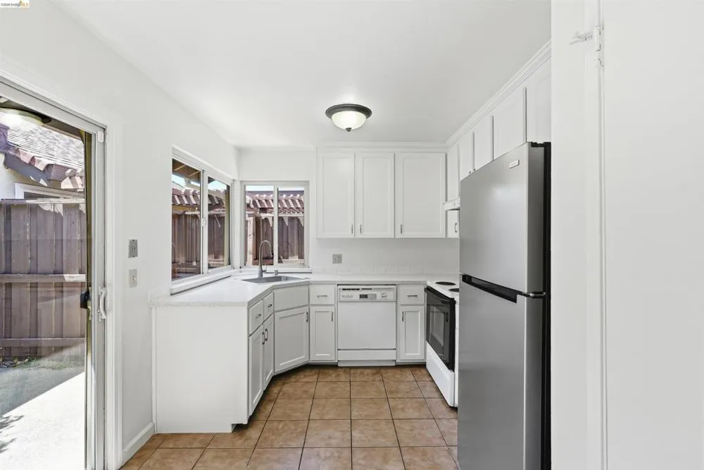 315 Creekview Ct Vacaville, CA 95688