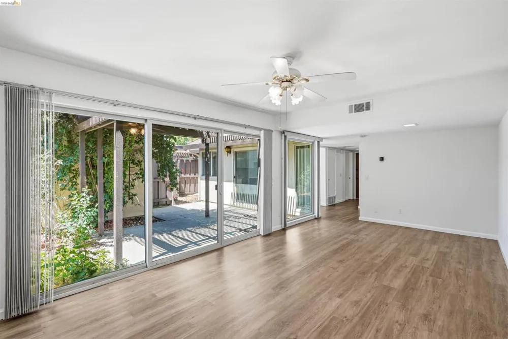 315 Creekview Ct Vacaville, CA 95688