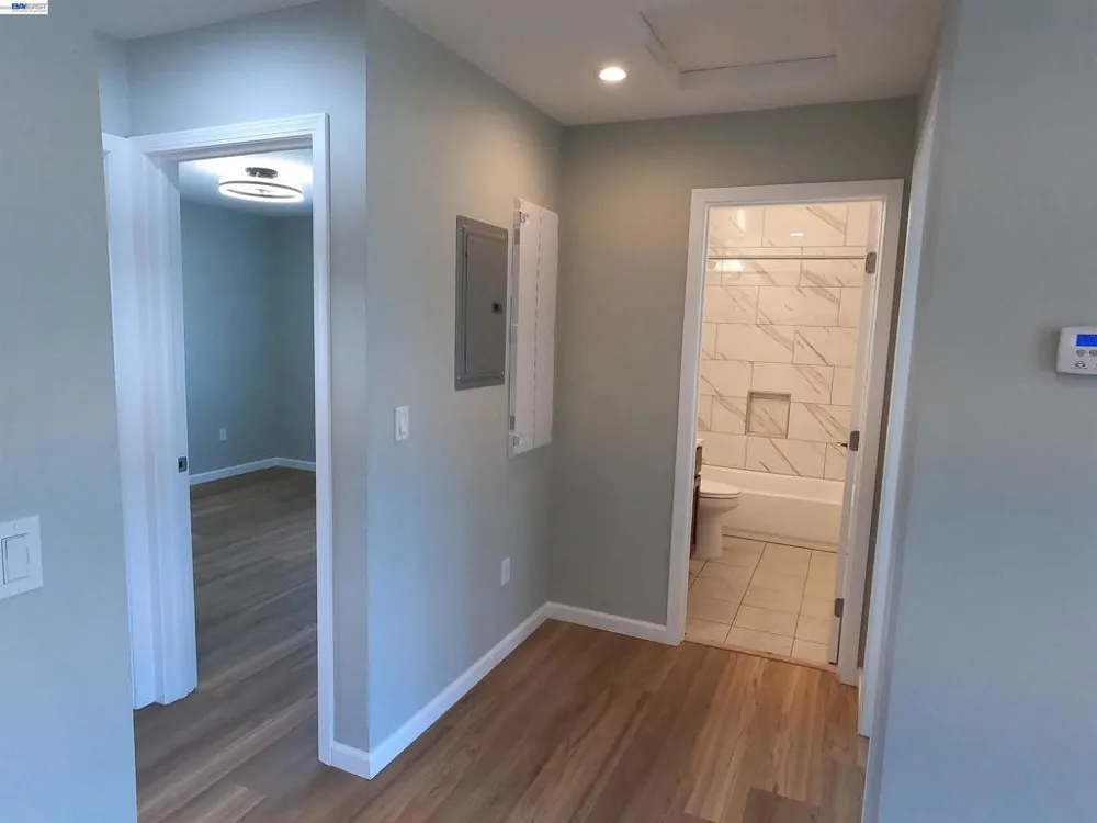 722 Foothill Blvd Oakland, CA 94606