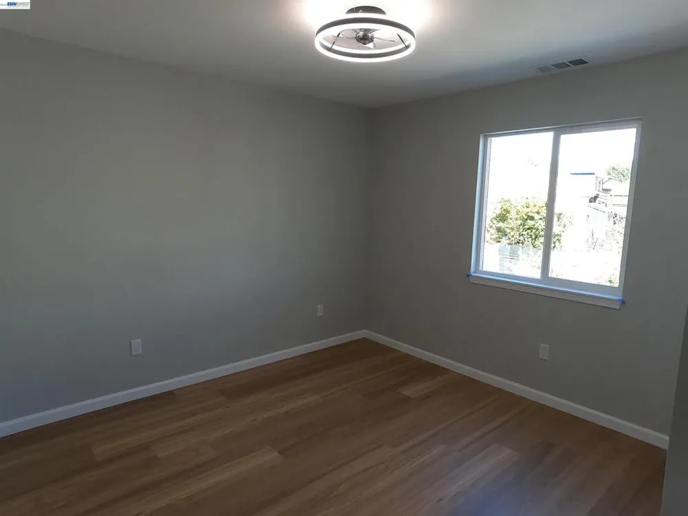 722 Foothill Blvd Oakland, CA 94606