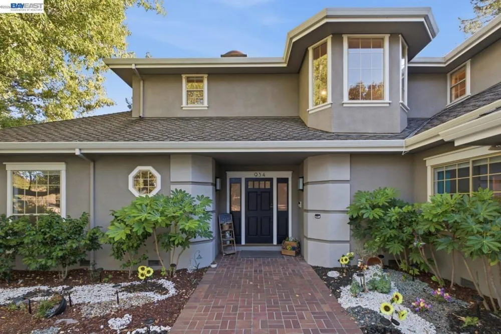 934 Wilmington Way Redwood City, CA 94062