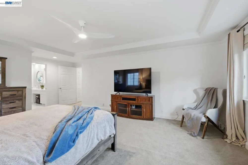 934 Wilmington Way Redwood City, CA 94062