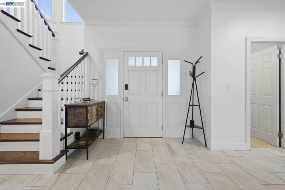 934 Wilmington Way Redwood City, CA 94062