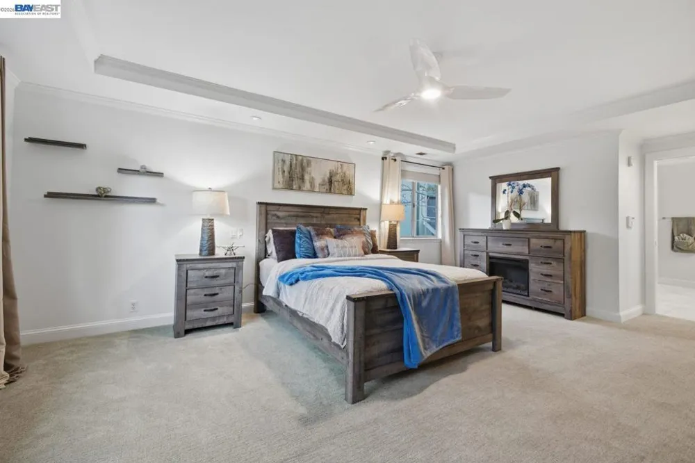 934 Wilmington Way Redwood City, CA 94062