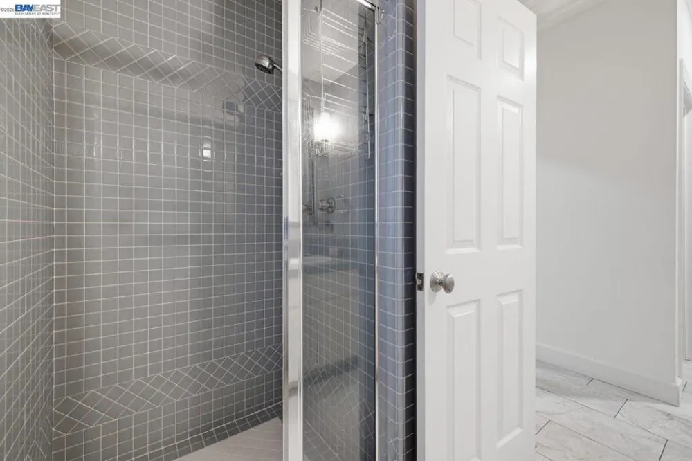 934 Wilmington Way Redwood City, CA 94062