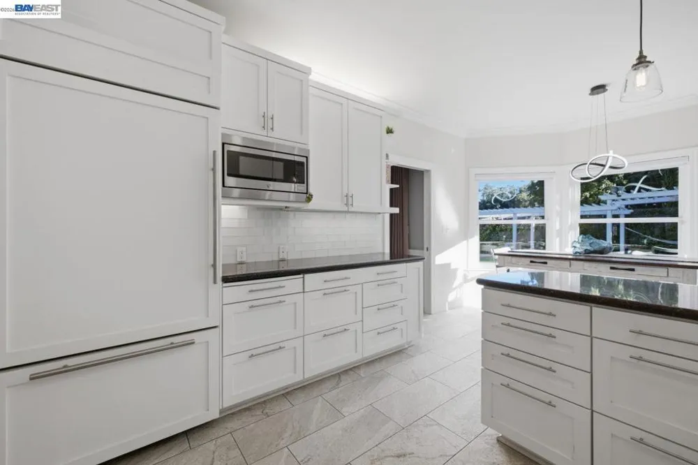 934 Wilmington Way Redwood City, CA 94062