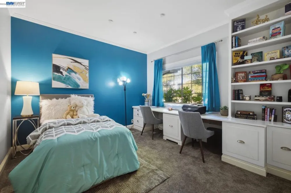 934 Wilmington Way Redwood City, CA 94062