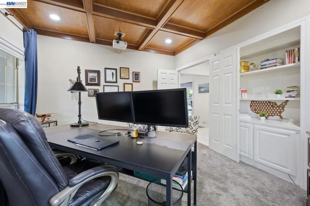 934 Wilmington Way Redwood City, CA 94062