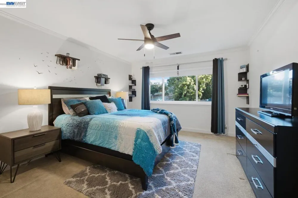 934 Wilmington Way Redwood City, CA 94062
