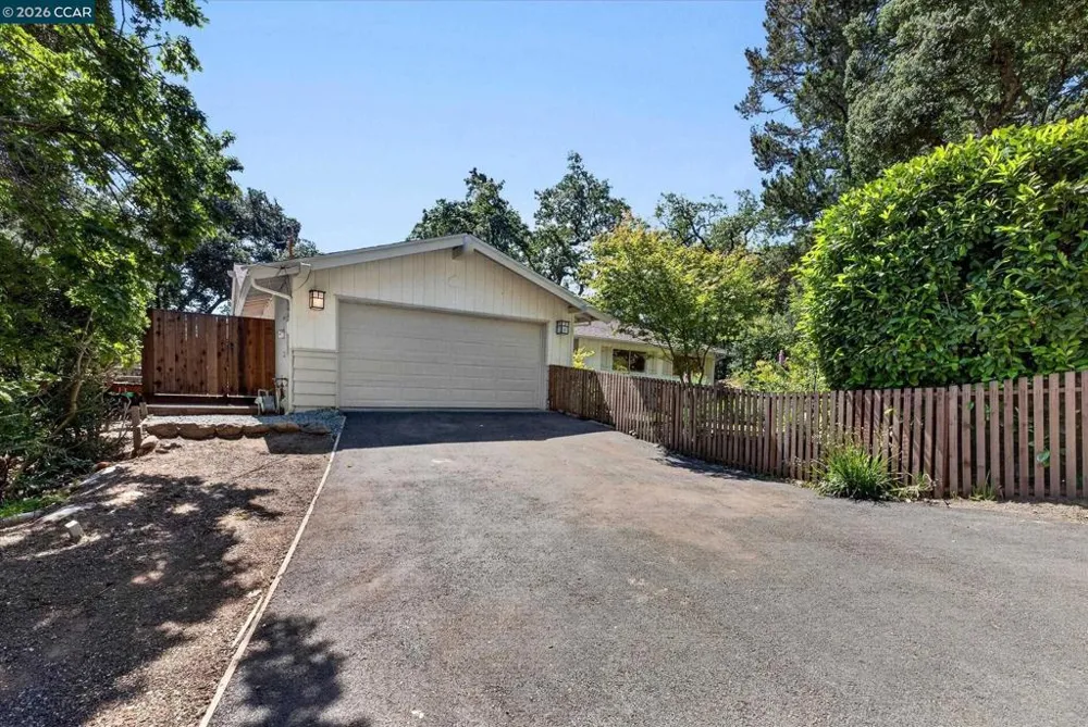 43 Monte Vista Rd Orinda, CA 94563