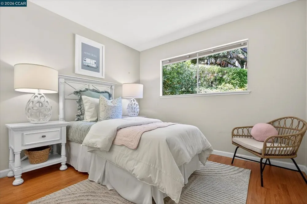 43 Monte Vista Rd Orinda, CA 94563