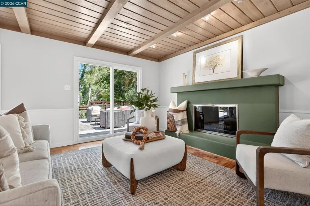 43 Monte Vista Rd Orinda, CA 94563