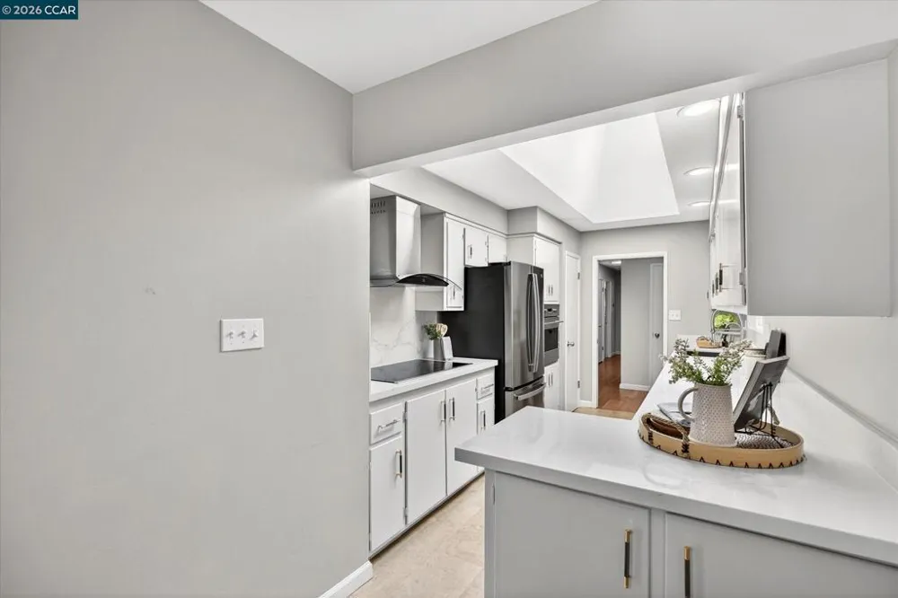 43 Monte Vista Rd Orinda, CA 94563