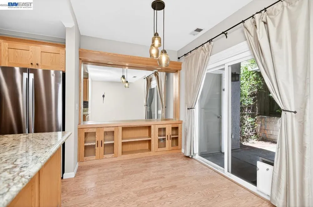 3861 Vine St Pleasanton, CA 94566